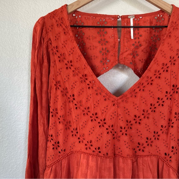 FREE PEOPLE L Mockingbird Maxi Dress in Rooibos Tea • Rust Orange Floral Eyelet - Picture 2 of 13
